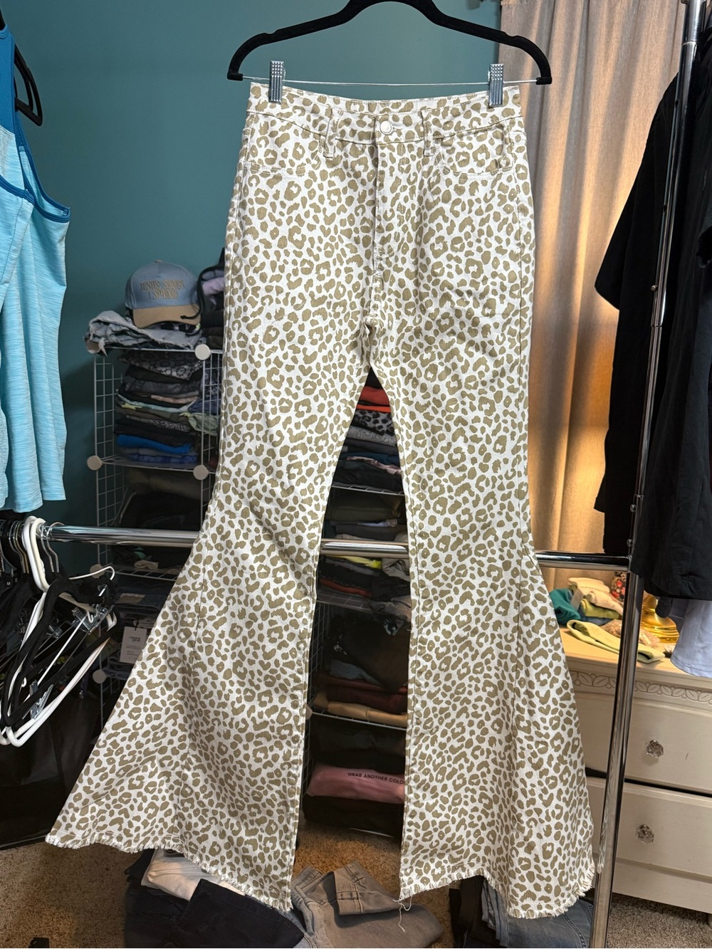Wisteria Lane Leopard Print Super Flare Jeans Medium High Rise